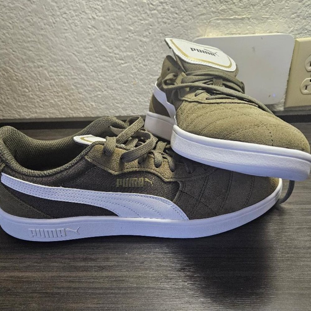 New Puma Astro Kick Sneakers size 13